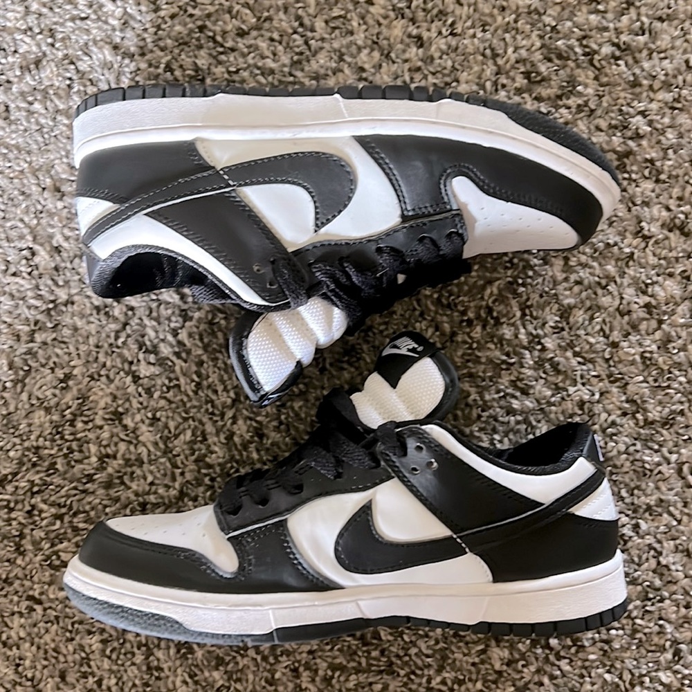 Womens 6.5 Nike Dunk Low